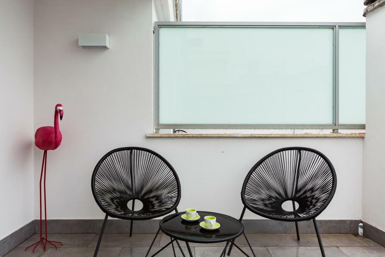 Penthouse 40 In Trastevere With Seasonally Jacuzzi Rom Exteriör bild