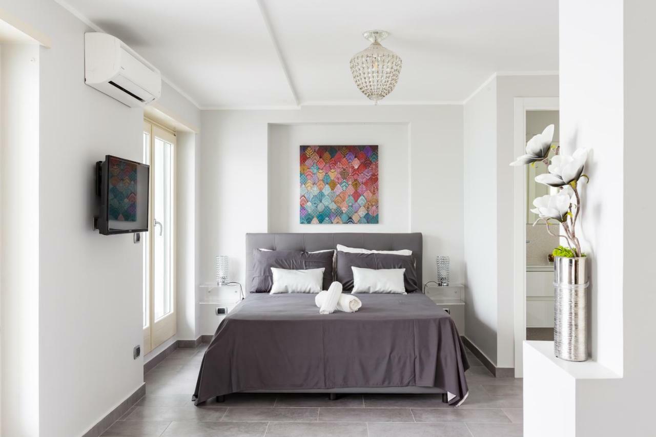Penthouse 40 In Trastevere With Seasonally Jacuzzi Rom Exteriör bild