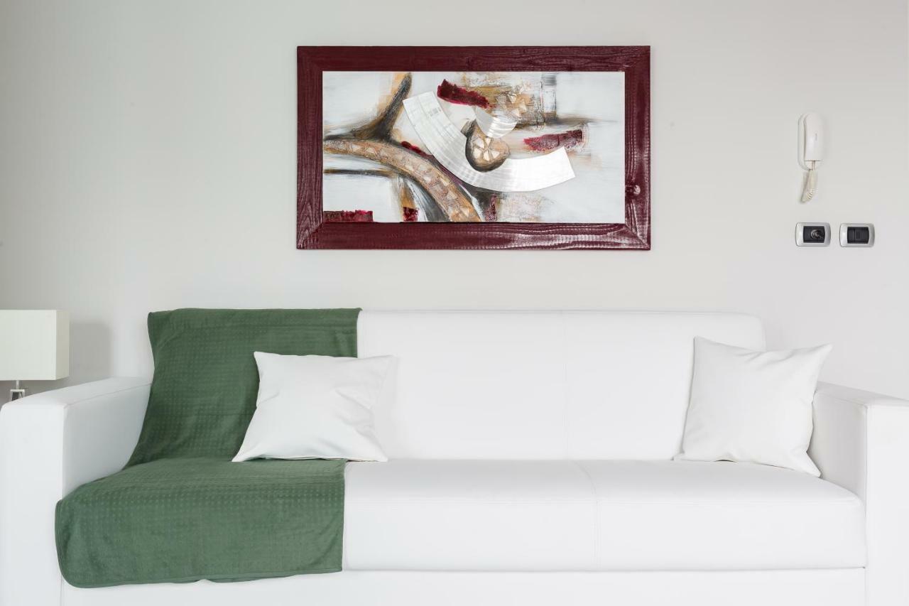 Penthouse 40 In Trastevere With Seasonally Jacuzzi Rom Exteriör bild